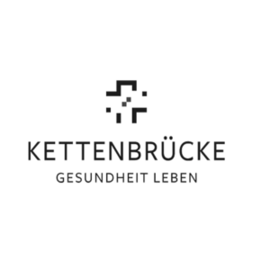 Logo der Kettenbrücke mit abstraktem Pixelkreuz und dem Slogan Gesundheit leben